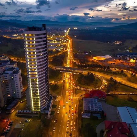 Apartament Ma Housing West Tower - 14Th, 13Th, 12Th, 9Th Floor Kluż-Napoka Zewnętrze zdjęcie